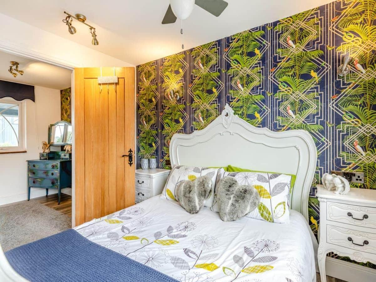 Bluebell House 5 Star Holiday Let Villa Somerton  Exteriör bild